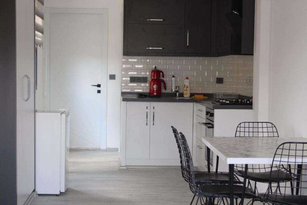 Apartament Riva Marina Kusadası Zewnętrze zdjęcie